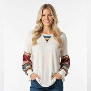 Lovely Melody colorful long sleeved top. Super soft shirt Size Large